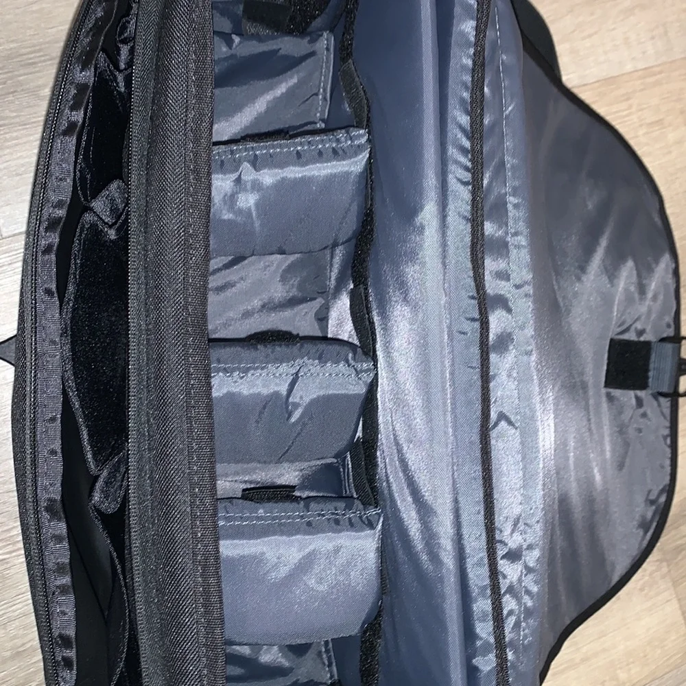 Tamrac 3447 Rally 7 Camera Laptop Bag. Lots of Storage Compartments